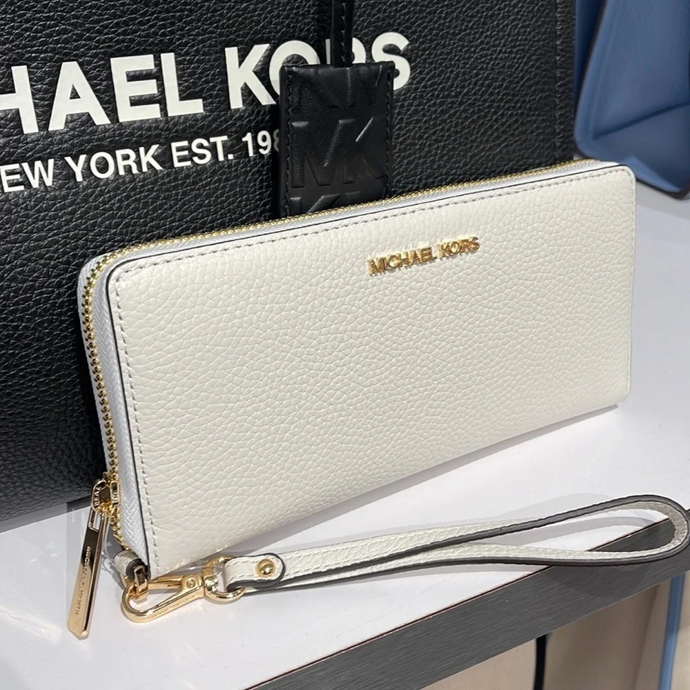 Michael Kors Jet Set Travel Large Travl CONTINENTAL NWT - Picture 9 of 16